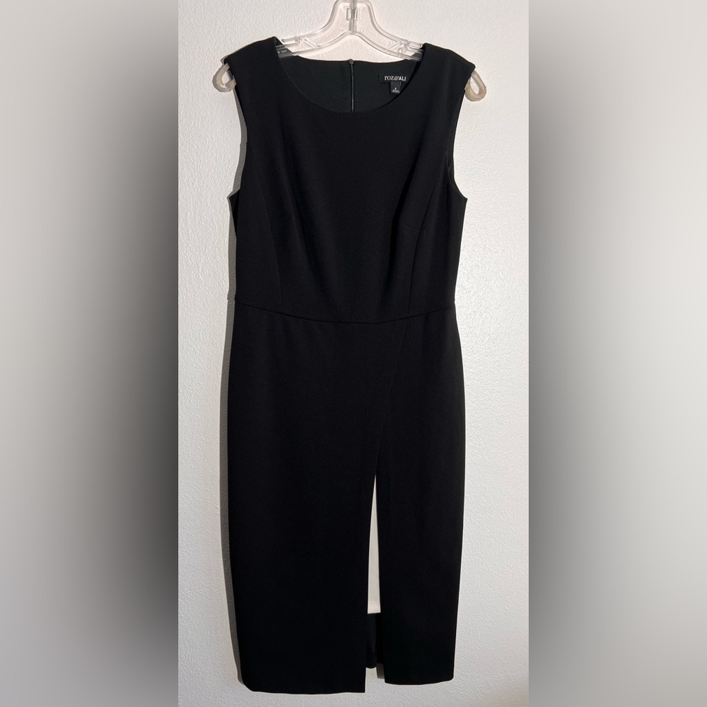 Roz & Ali Sleeveless Front Slit Back Zip 90s Black w/ White‎ Dress Size 8
